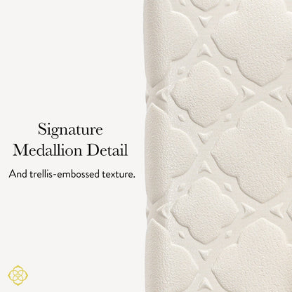 Kendra Scott Trifold MagSafe Wallet